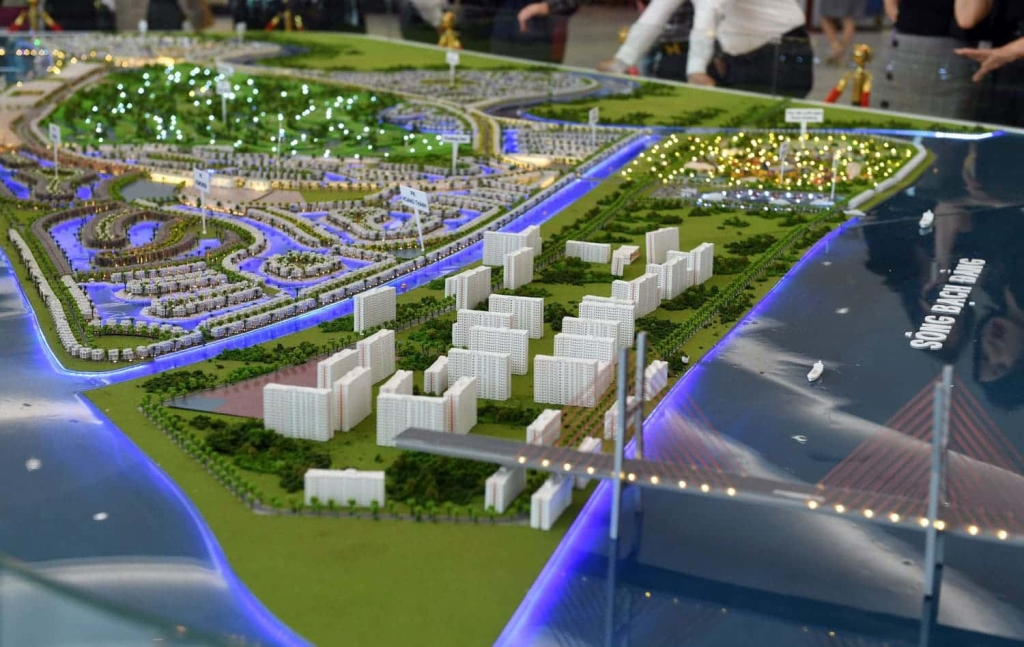 Vinhomes Royal Island